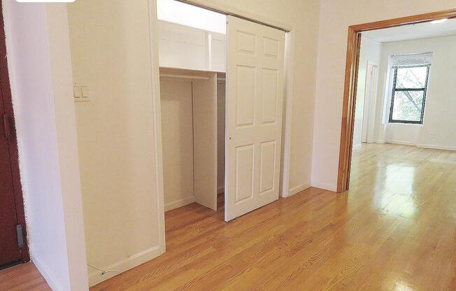 178 E 109 ST