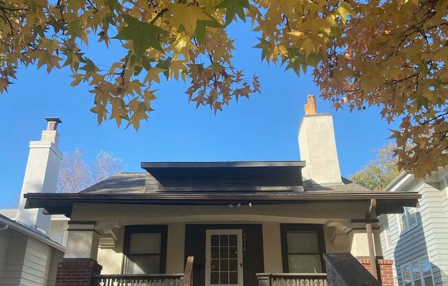 Bright, Spacious Craftsman with Front Porch Charm Near the Plaza! $1555.00