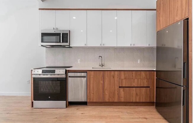 1 bed, 1 bath, $3,813, Unit 512