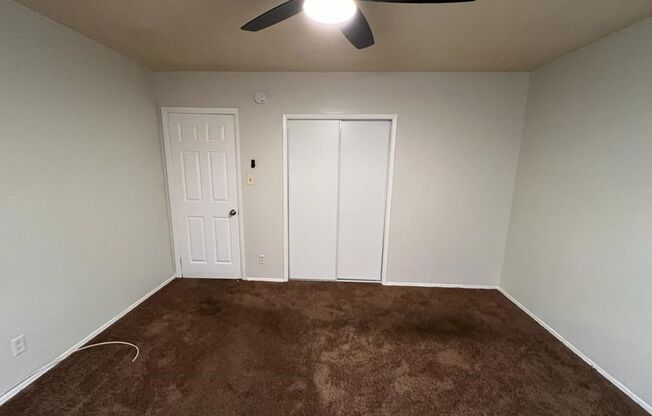 2 beds, 1 bath, $2,450