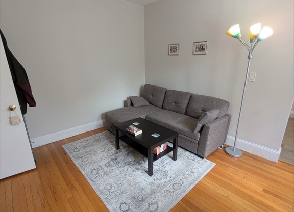 370 Chestnut Hill Ave Apt 23
