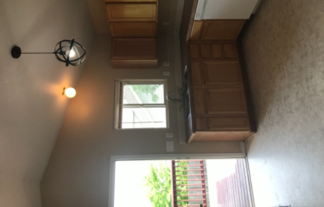 3114 HORSESHOE CT