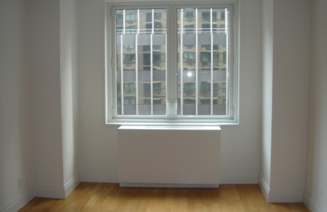 1 bed, 1 bath, 642 sqft, $4,250, Unit 12H