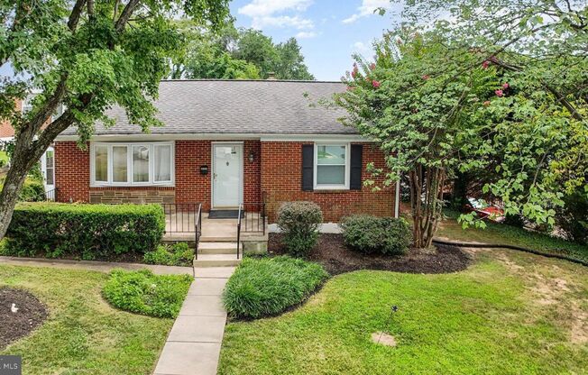 Renovated Rancher for rent in Rosedale!