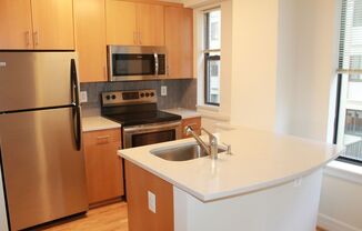 1 bed, 1 bath, 510 sqft, $2,395, Unit 406