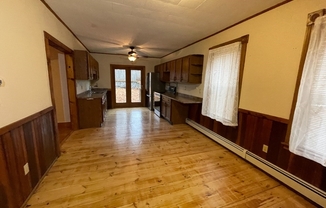 2 beds, 1 bath, 950 sqft, $2,000, Unit 1