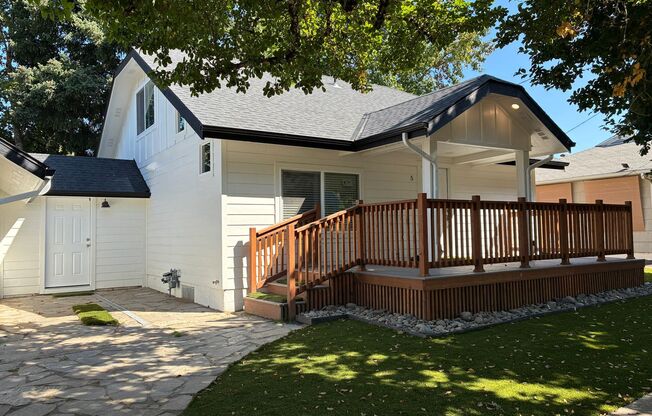 3 Plus Bedroom 2.5 Bathroom NE Salem Home Fully Renovated-Schedule Today !