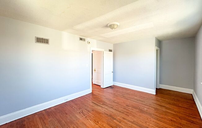 922 Calwell Rd
