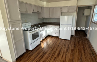 2 beds, 1 bath, $1,100