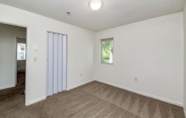 2 beds, 1 bath, $1,950