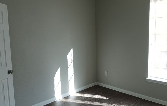 611 Carpenter Ave Multifamily Apartment