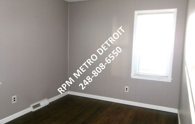 2 beds, 1 bath, $1,375