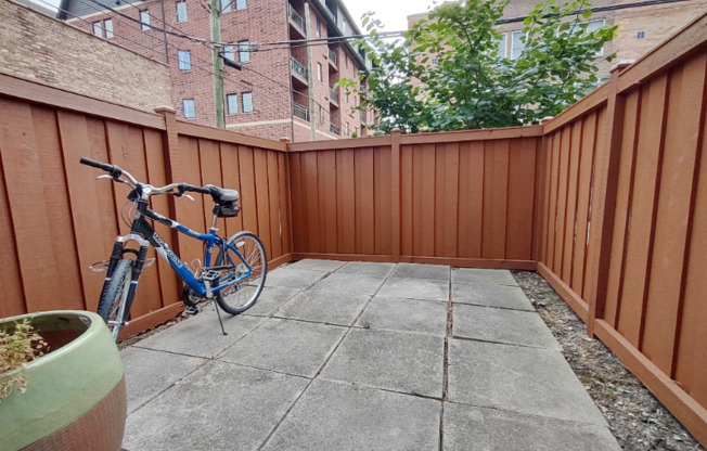 7241 Franklin Street