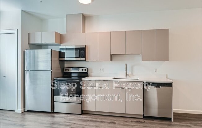 2171 N ROSA PARKS WAY