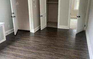 107 W COLLINGS AVE
