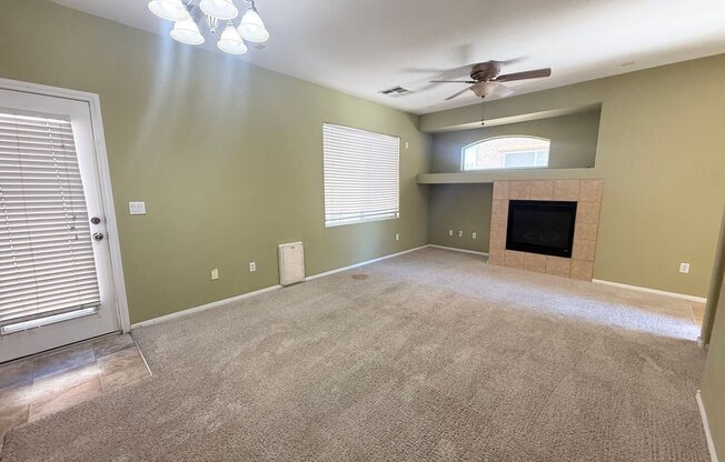 673 TALIPUT PALM PL