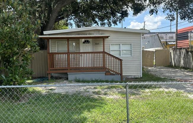 3609 E MOHAWK AVE