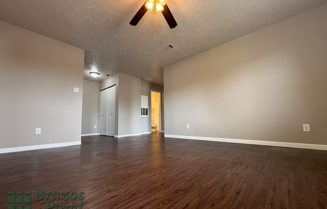 2 beds, 2 baths, 883 sqft, $895, Unit 609