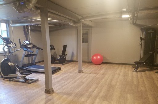 1 bed, 1 bath, 691 sqft, $1,410, Unit 60