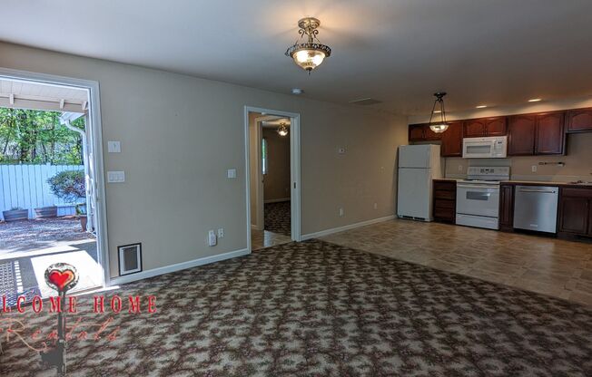 1 bed, 1 bath, 800 sqft, $1,495, Unit A