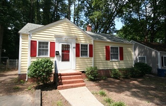 Charming 2BR/1BA House in Trinity Park - Fenced Yd - All Appliances