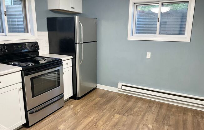 1 bed, 1 bath, $675, Unit 3