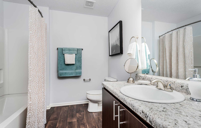 Alexander Court - 22