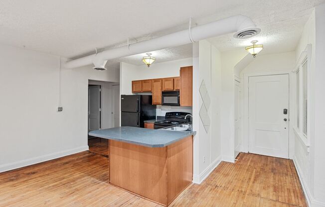 2 beds, 1 bath, 1,164 sqft, $1,200, Unit 23