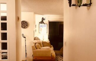 1 bed, 1 bath, $1,795, Unit A202