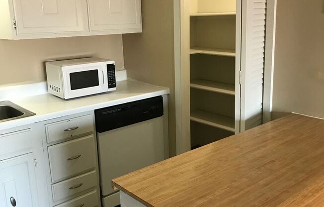 2 beds, 2 baths, 1,068 sqft, $1,299, Unit 7535-09