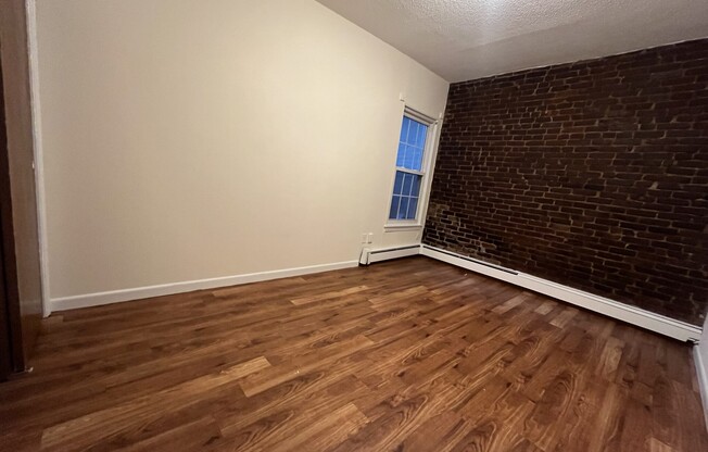 54 S HUNTINGTON AVE