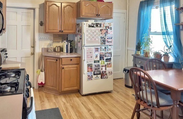 1 bed, 1 bath, 750 sqft, $1,900, Unit 1
