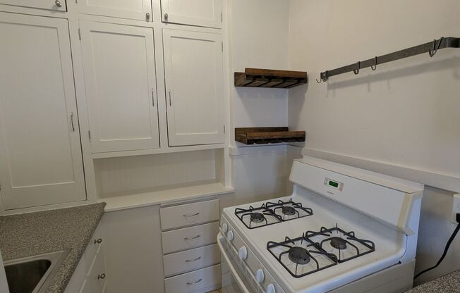 2905-2911 Van Ness Avenue