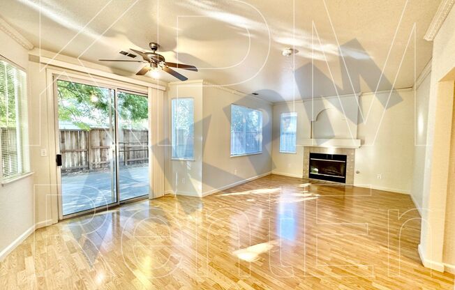 3059 CAROUSEL CIR