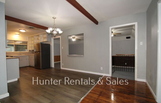 4 beds, 2 baths, $1,075