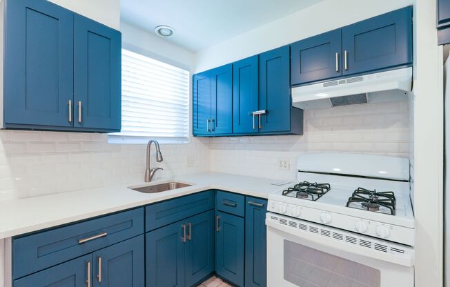 2 beds, 1 bath, $1,495