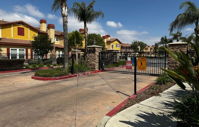 Redlands Townhome For Rent!