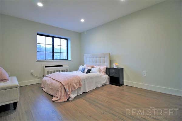 1337 Nostrand Ave
