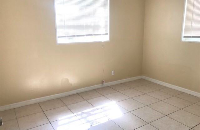 3 beds, 1 bath, $1,750