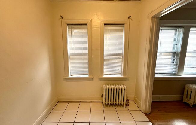 1 bed, 1 bath, $1,195, Unit 3