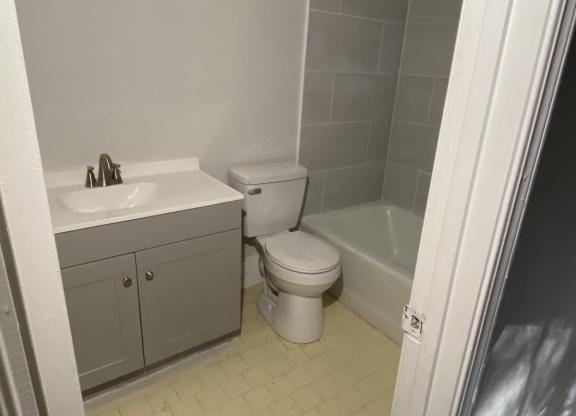 5140 Highpoint road #30