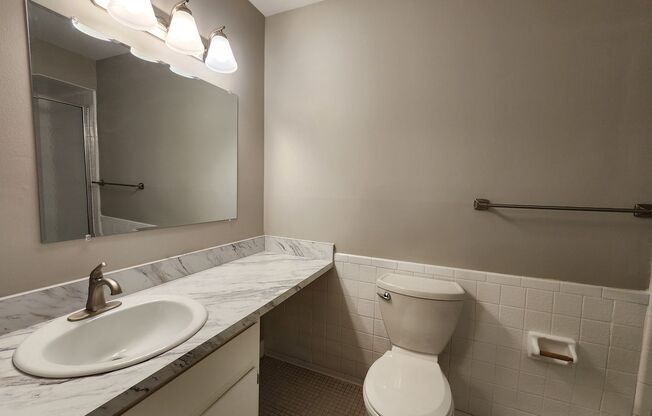 2 beds, 2 baths, 1,061 sqft, $1,360, Unit F102