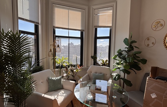 3 beds, 1.5 baths, $5,400, Unit 11
