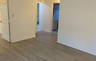 2 beds, 1 bath, $2,150, Unit 1434