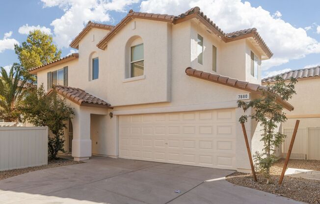 Well mainted SW 3 bedroom home for only $1895!