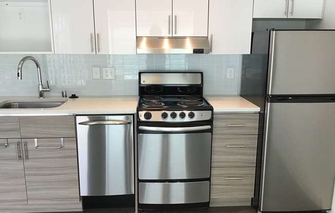 Studio, 1 bath, 278 sqft, $1,475, Unit 201
