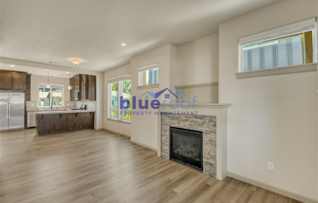 7761 NE MARY BETH LN