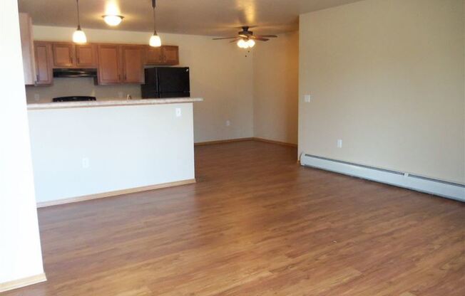 2 beds, 1 bath, 1,200 sqft, $1,329