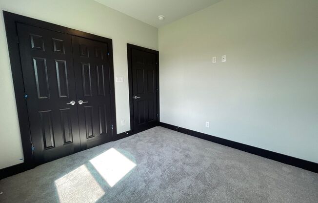 3 beds, 2.5 baths, 2,289 sqft, $2,145, Unit B