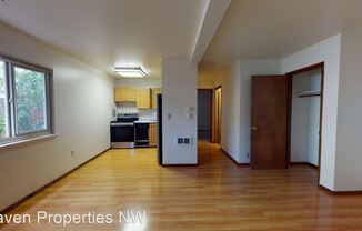 3817 Evanston Ave N